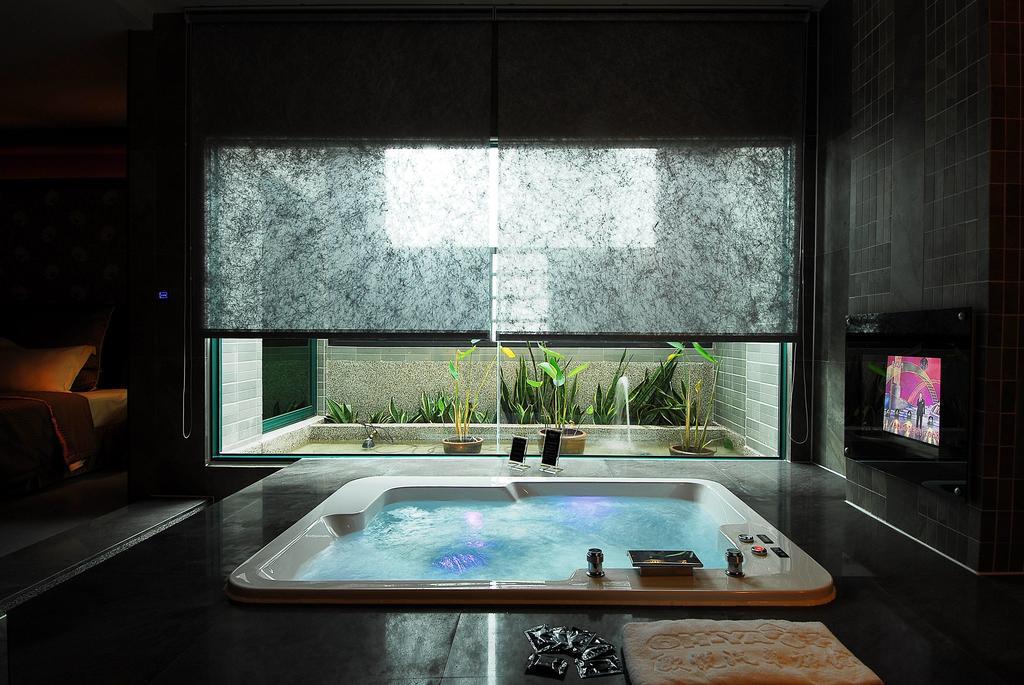 All-Ur Boutique Motel -Chia Yi Branch Chiayi Zimmer foto