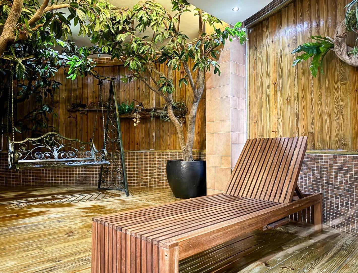 All-Ur Boutique Motel -Chia Yi Branch Chiayi Exterior foto