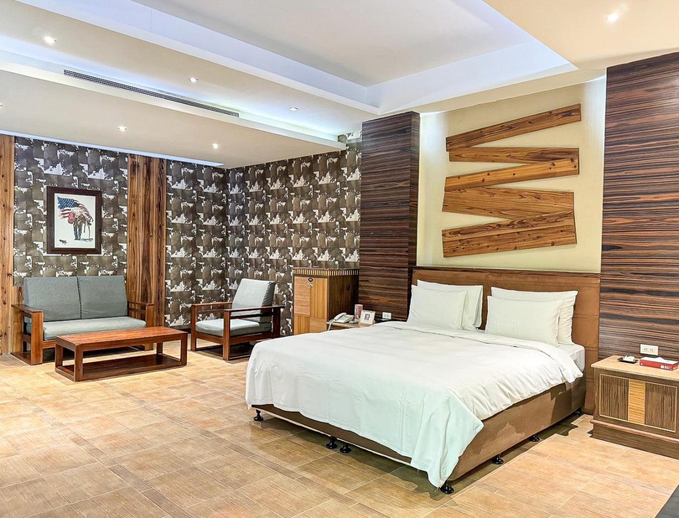 All-Ur Boutique Motel -Chia Yi Branch Chiayi Exterior foto