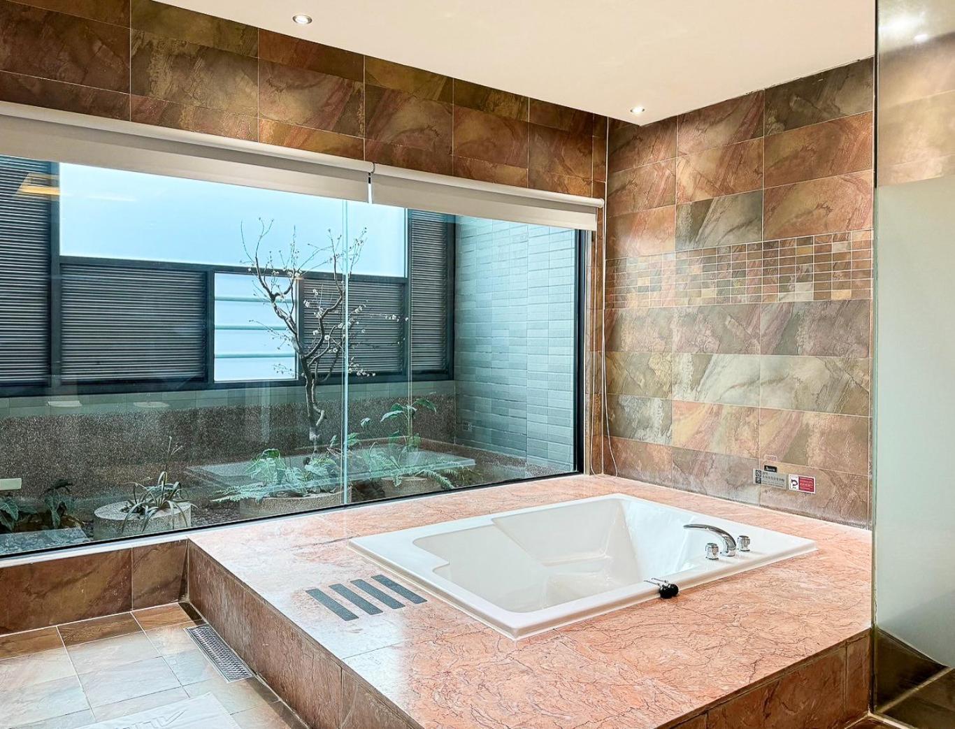 All-Ur Boutique Motel -Chia Yi Branch Chiayi Exterior foto