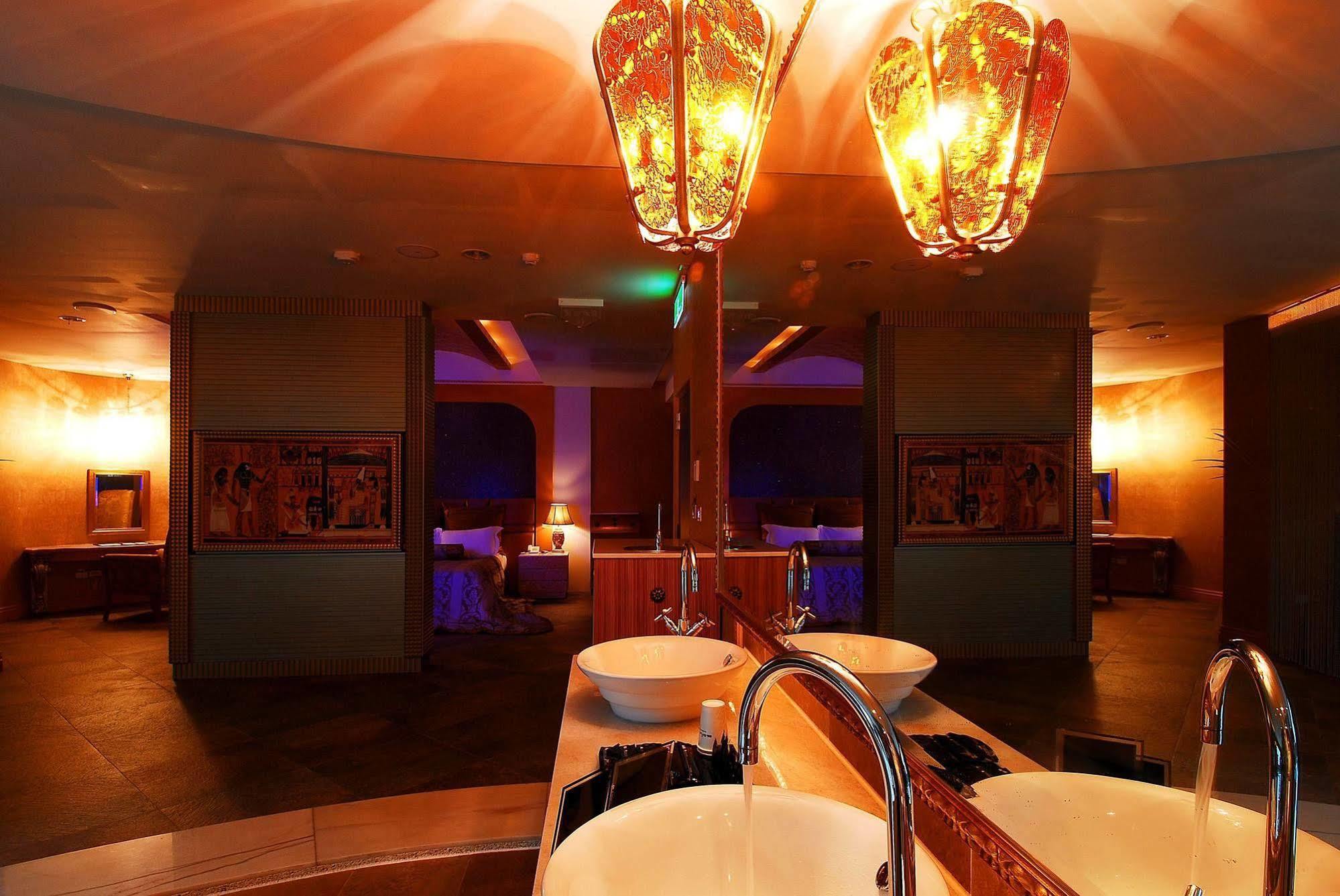 All-Ur Boutique Motel -Chia Yi Branch Chiayi Exterior foto